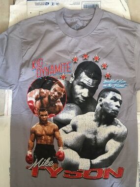 Men’s Rare Mike Tyson Short Sleeve T-Shirt Size Small